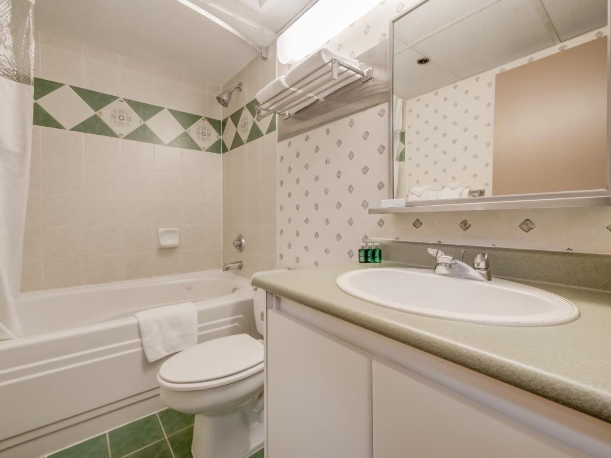 Hotel Harrison Lake 4*
